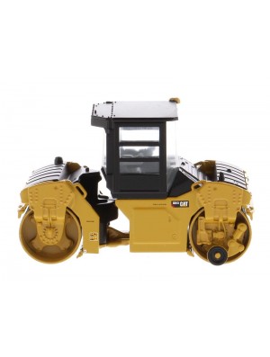 COMPACTADOR TANDEM CON CABINA CAT CB-13 ESC 1:64